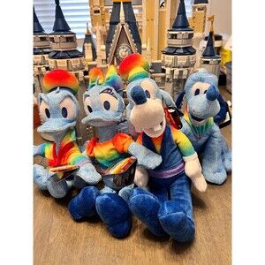 Disney Rainbow Collection 2022 Set